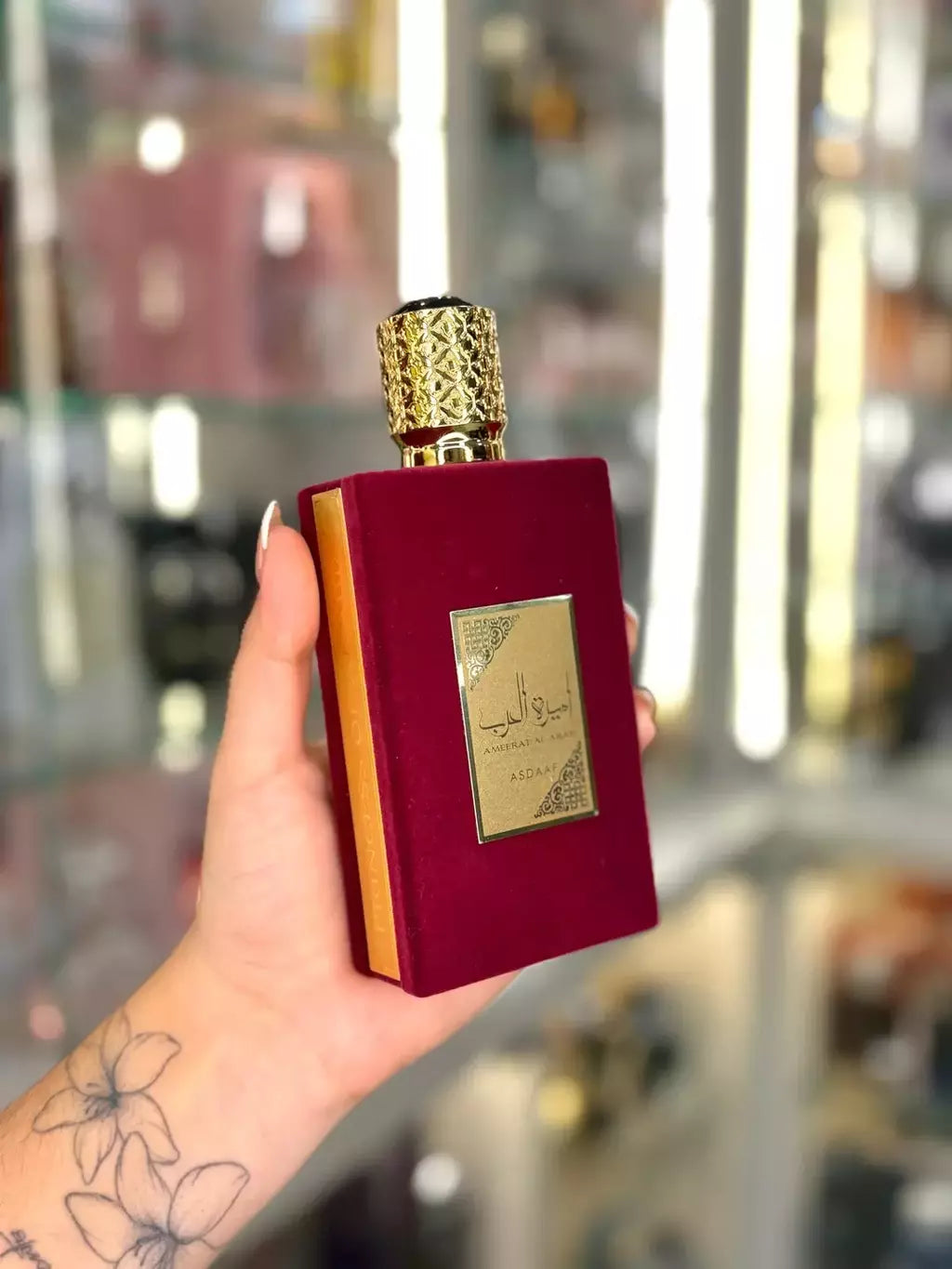 Perfume Lattafa Asdaaf Ameerat Al Arab Eau De Parfum 100 ml