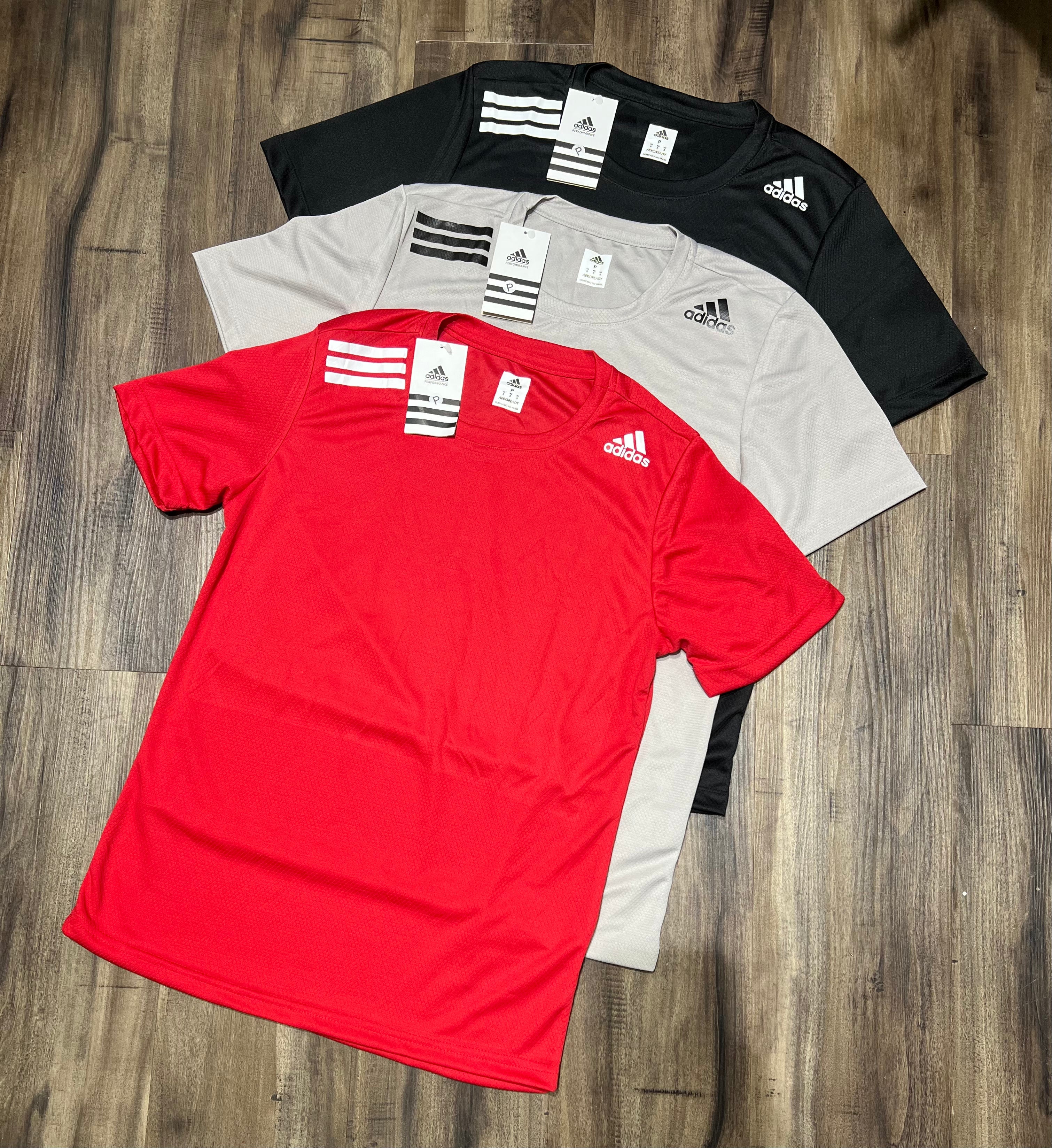 Kit com 3 camisetas dri-fit adidas