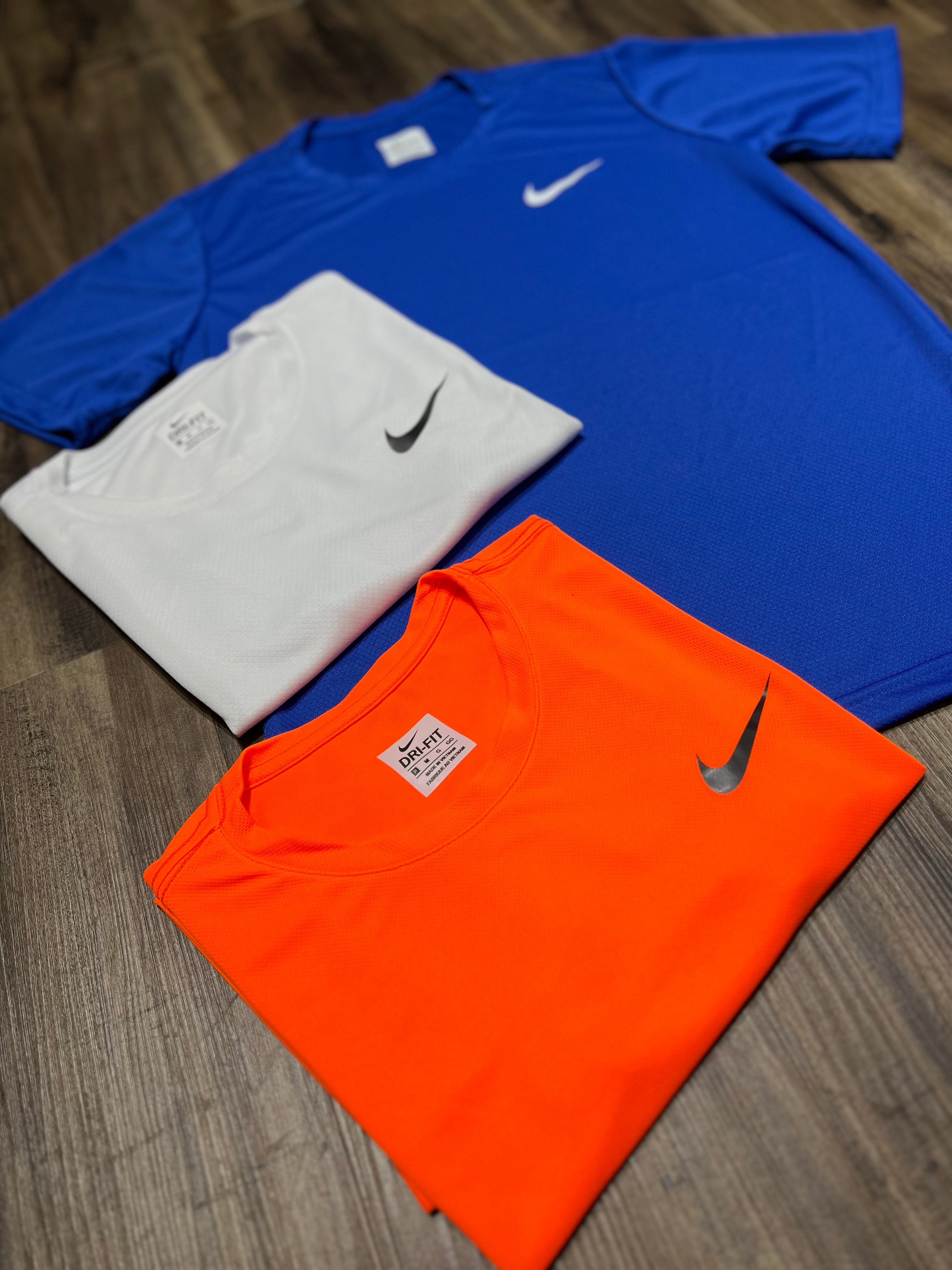 Kit com 3 camisetas nike dri-fit