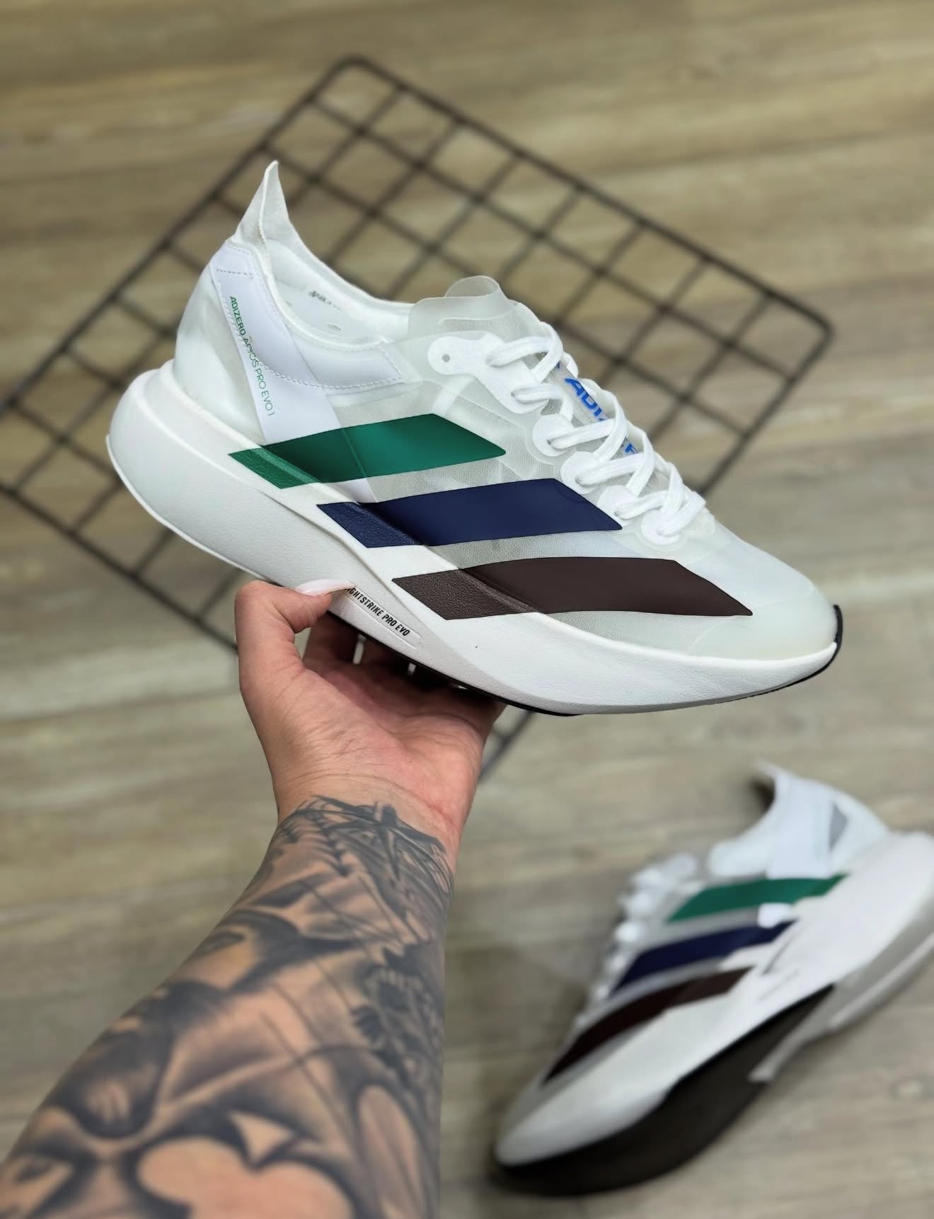 Adidas Adizero - Branco e Preto