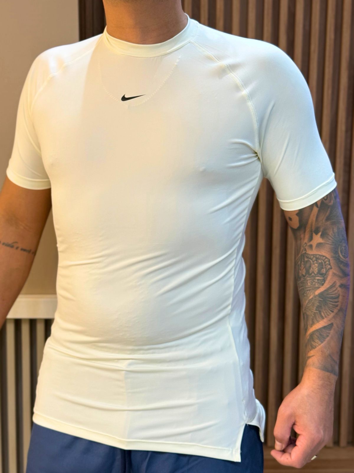 Camiseta Térmica Nike Lançamento Compressão