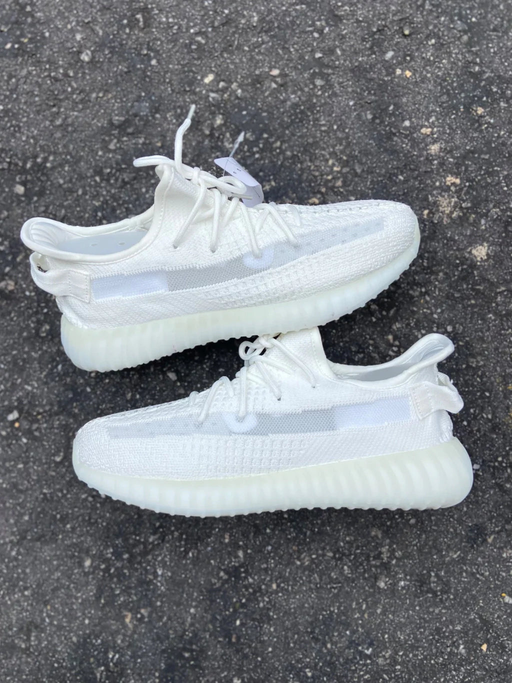 Adidas Yeezy Boost 350 V2 - Bone - Importado
