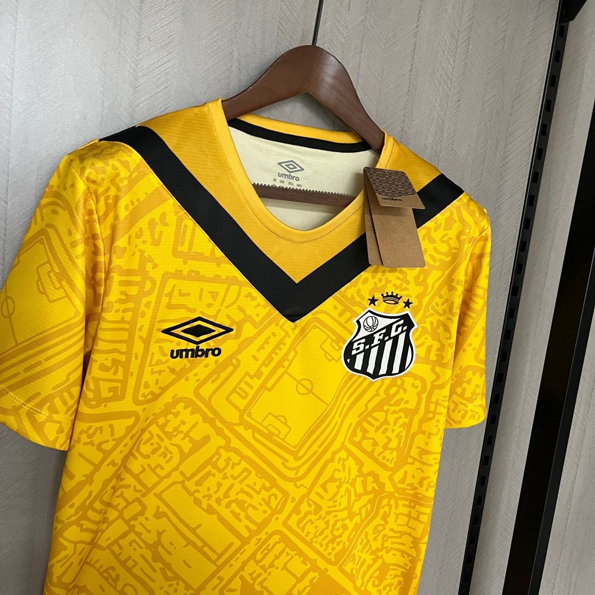 Camisa do Santos III 24/25 Amarela e preta