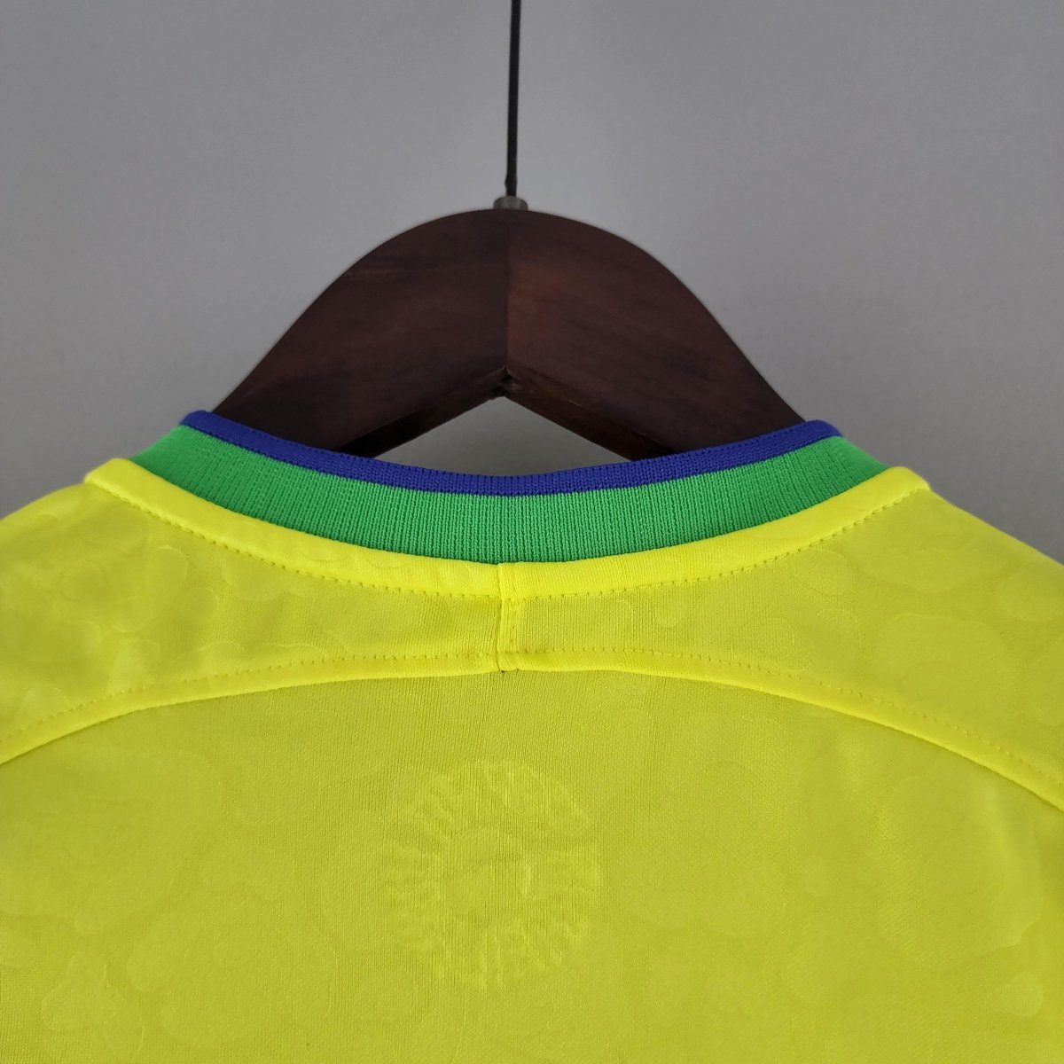 Camisa Seleção Brasil I 22/23 Nike - Amarelo - (Feminina)