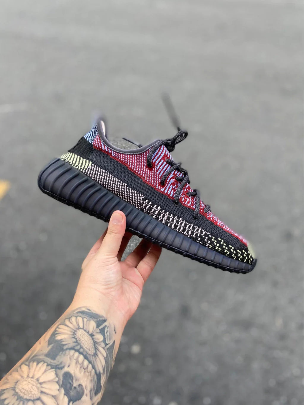 Adidas Yeezy Boost 350 V2 - Yecheil - Importado