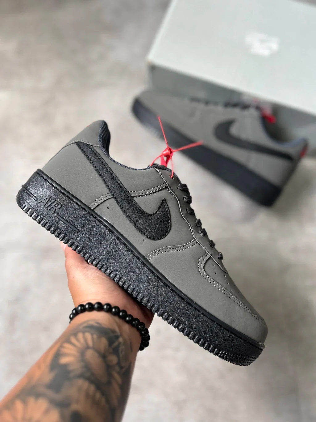 Nike Air Force 1 - Grafite/Preto