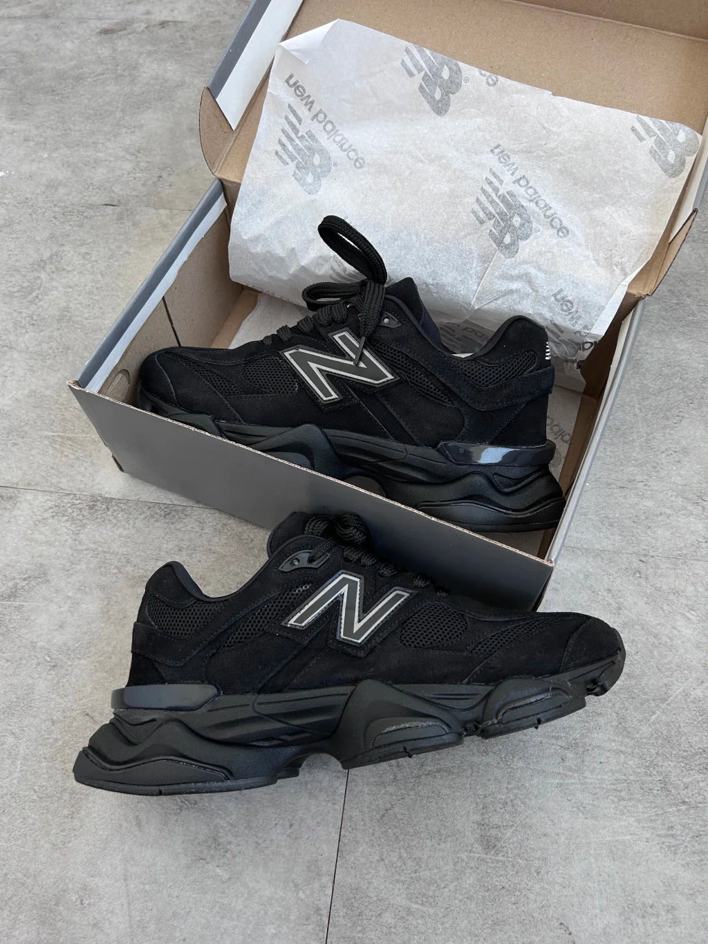New Balance 9060 - All Black
