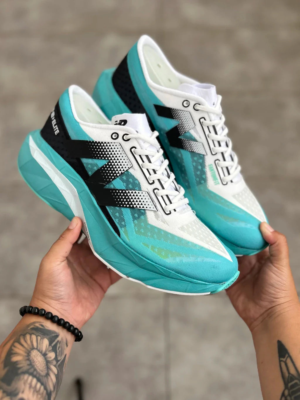 New Balance Fuelcell Rebel V4 - Azul