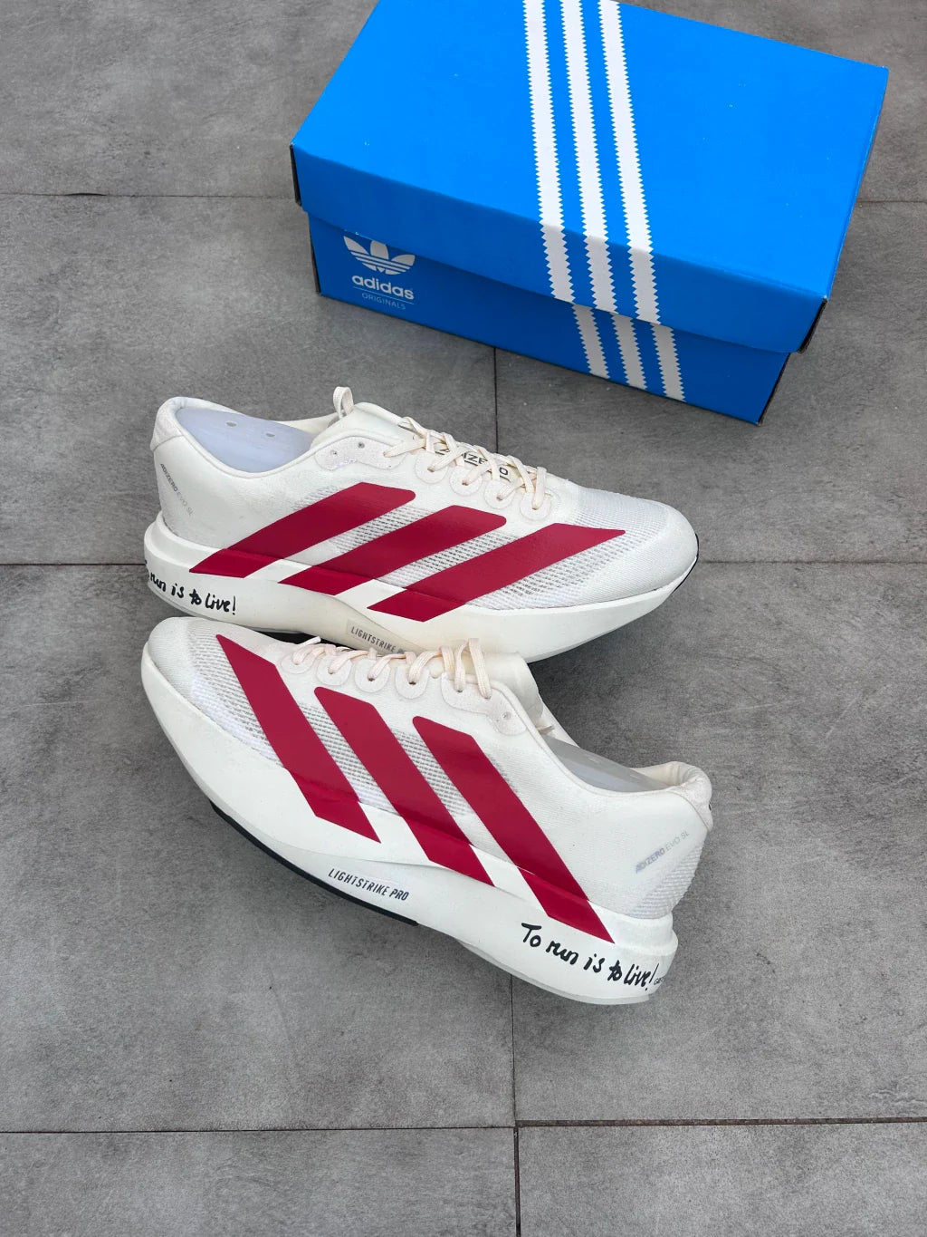 ADIDAS ADIZERO - Branco e Vermelho