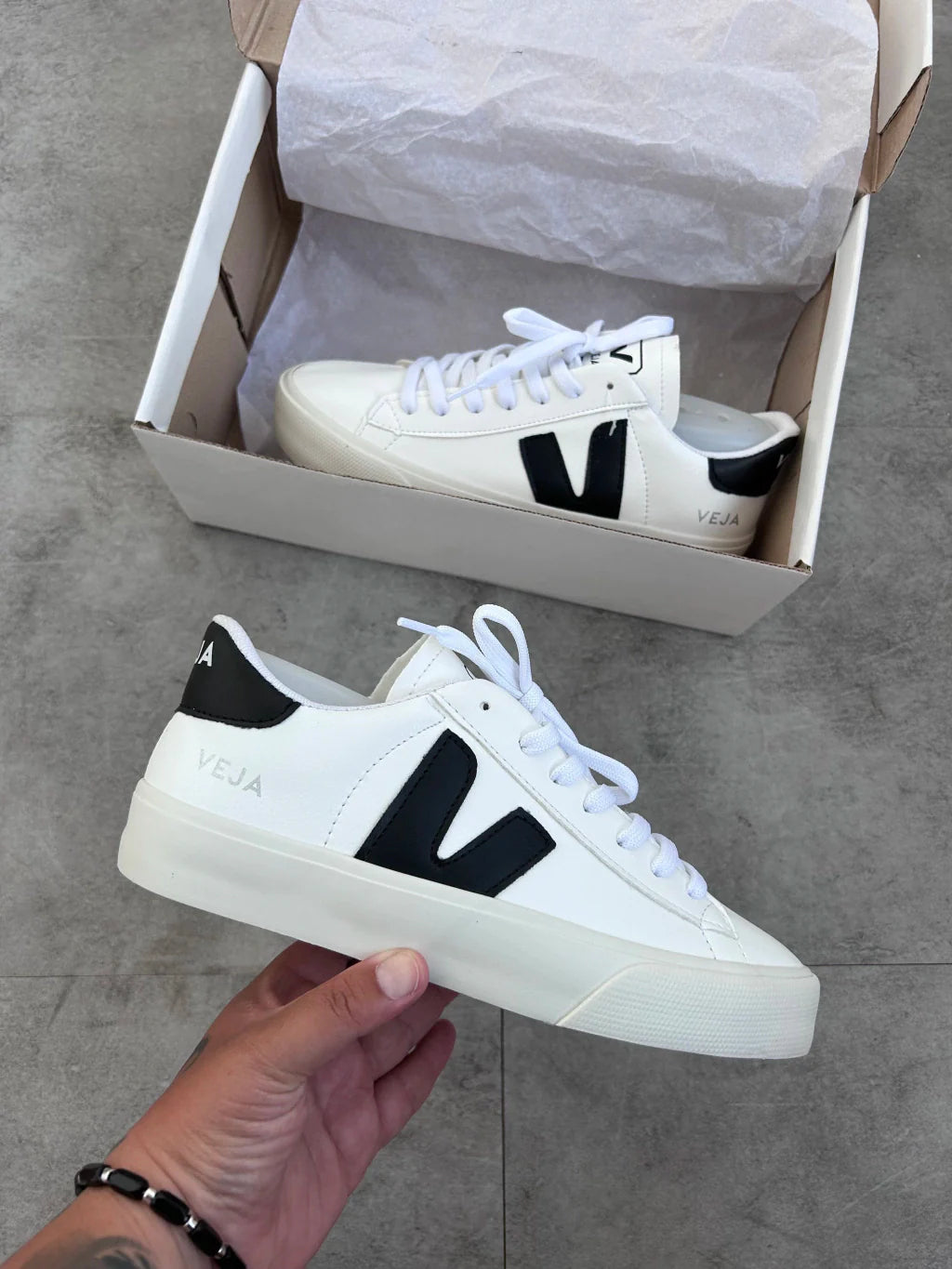 Veja - Branco com Preto