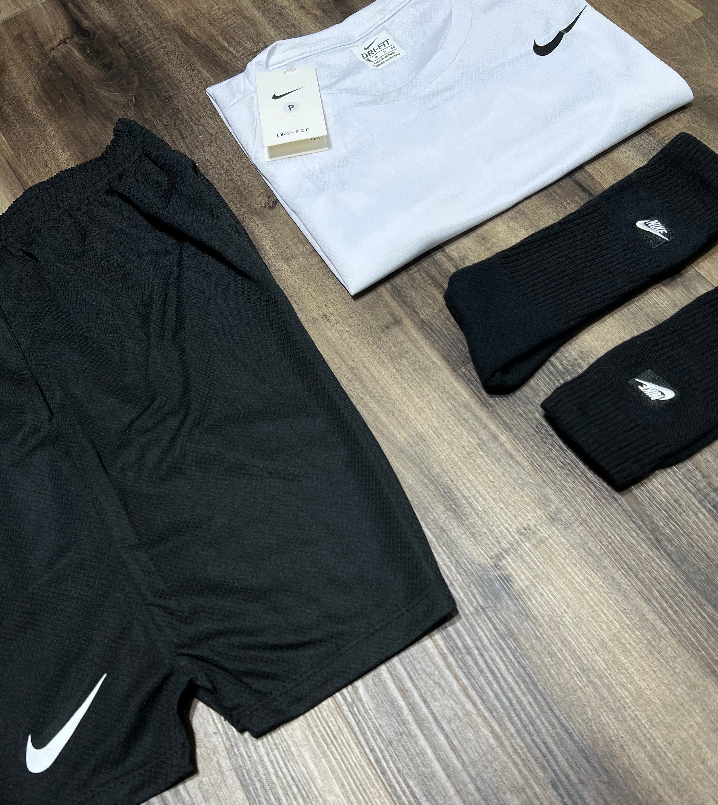 Kit Esportivo Masculino Nike – Camiseta, Shorts e Meia Dry Fit Treino Academia