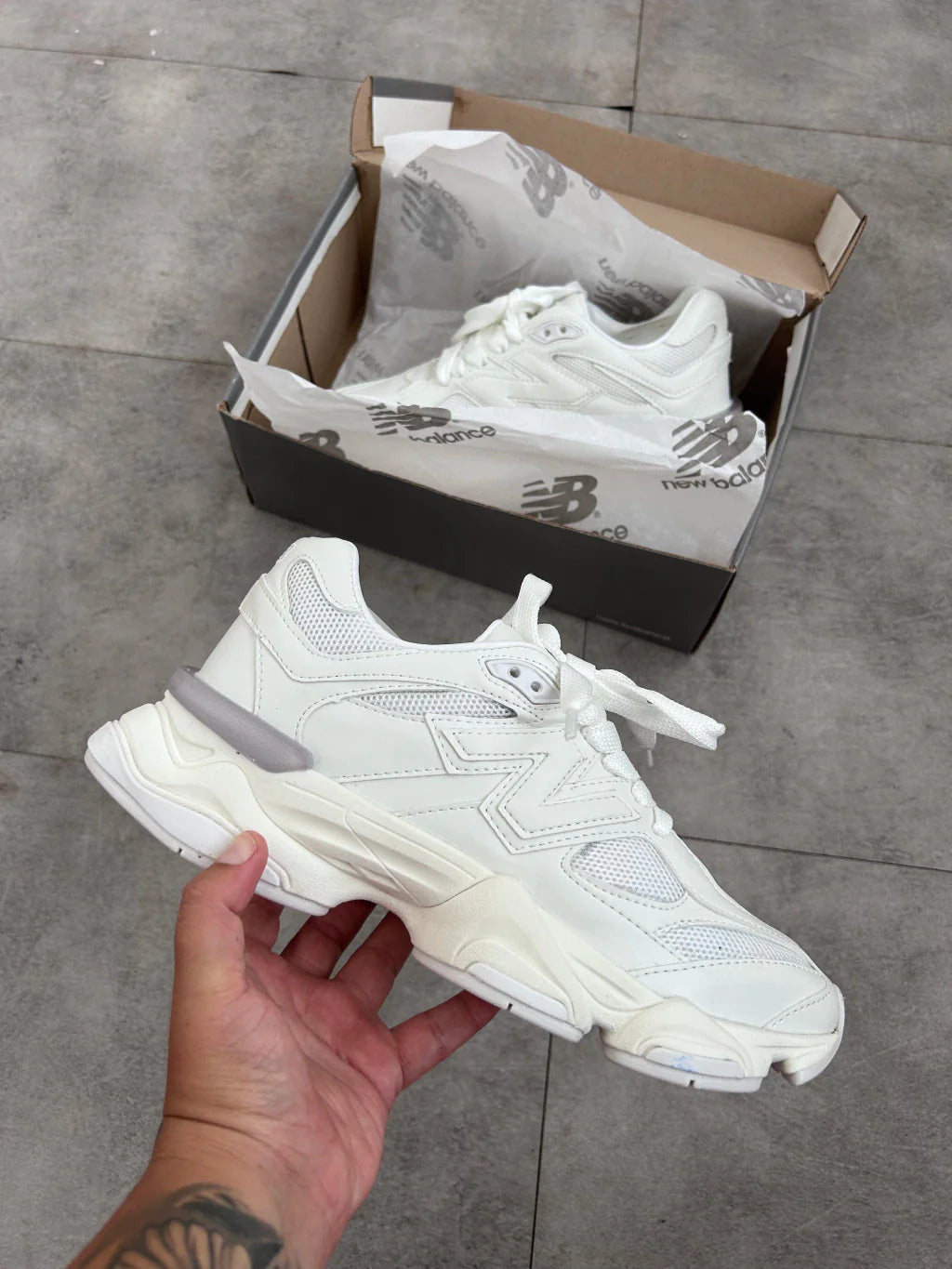 New Balance 9060 - Full Branco