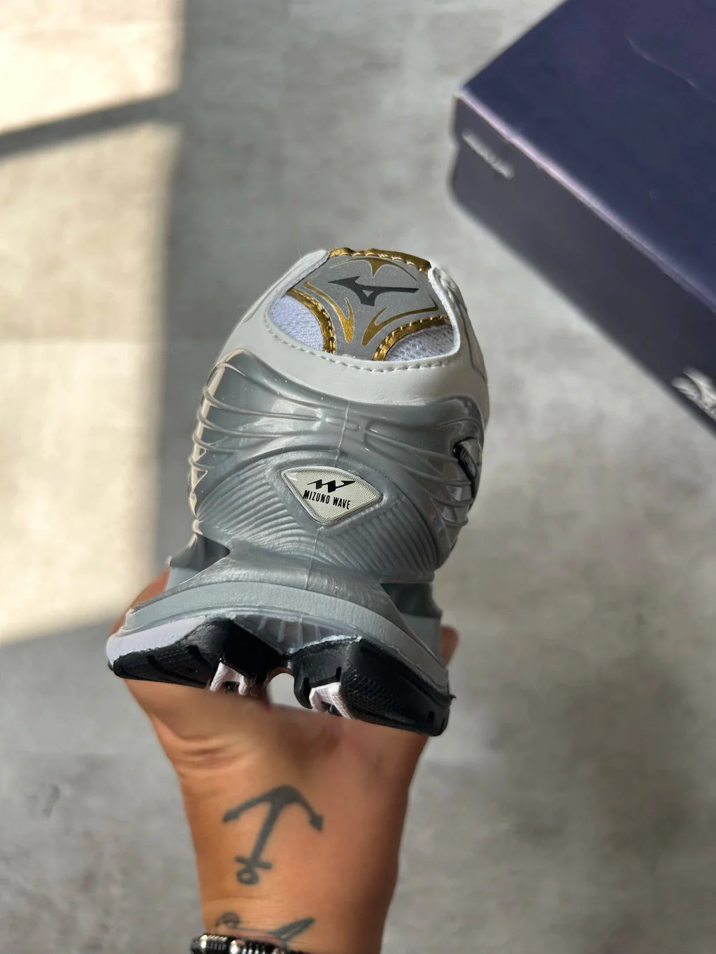 Mizuno Prophecy 7 - Branco e prata