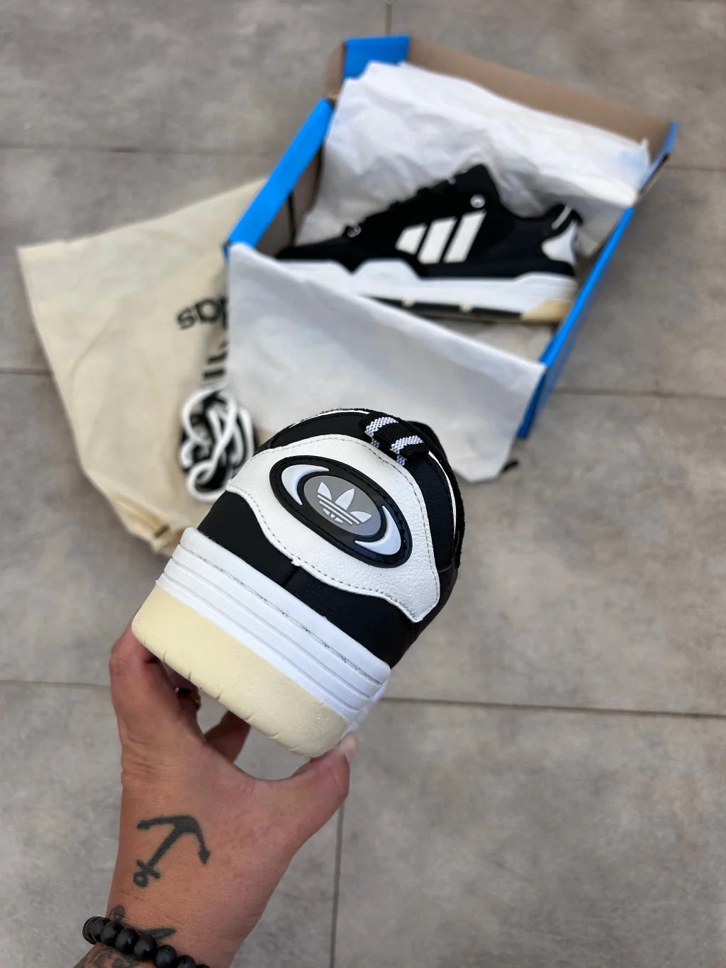 Adidas ADI2000 - Black