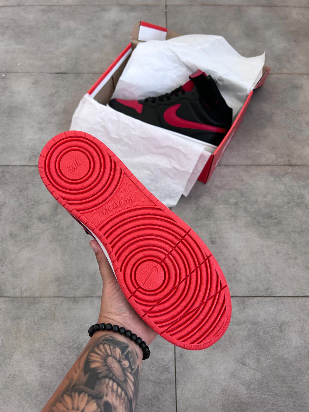 Nike Court Borough Mid 2