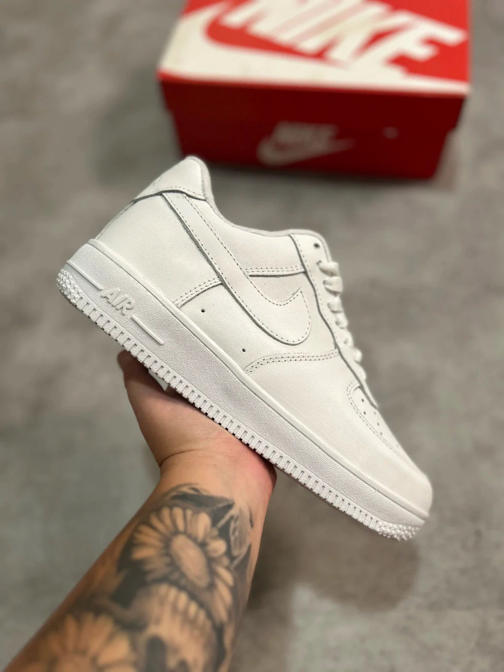 Nike Air Force 1 - Couro Branco
